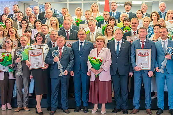 Пружанский молочный комбинат стал лауреатом Премии Правительства за достижения в области качества!